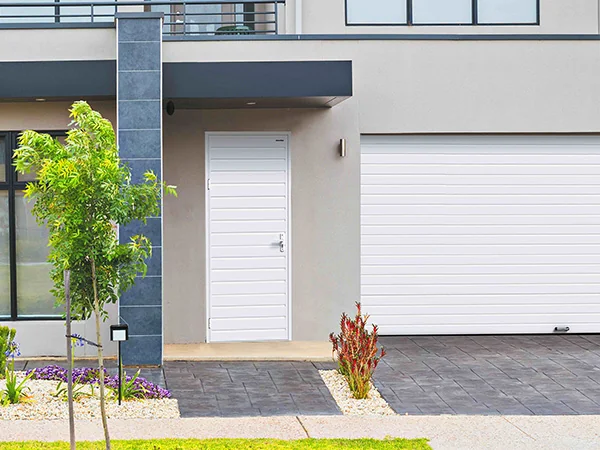 Гаражная дверь УЛЬТРА DoorHan в Костанае